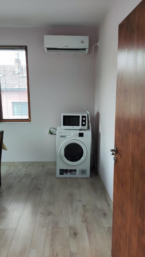 Liliya Apartment بليفين المظهر الخارجي الصورة