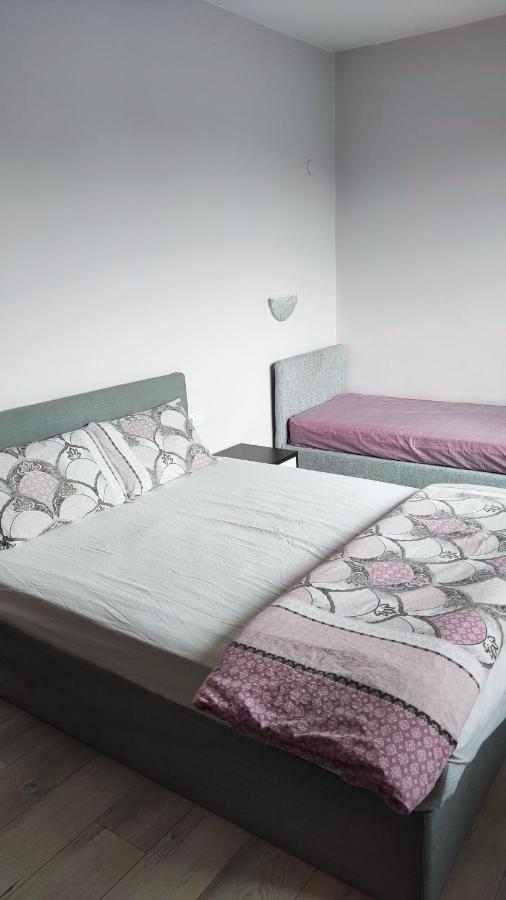 Liliya Apartment بليفين المظهر الخارجي الصورة